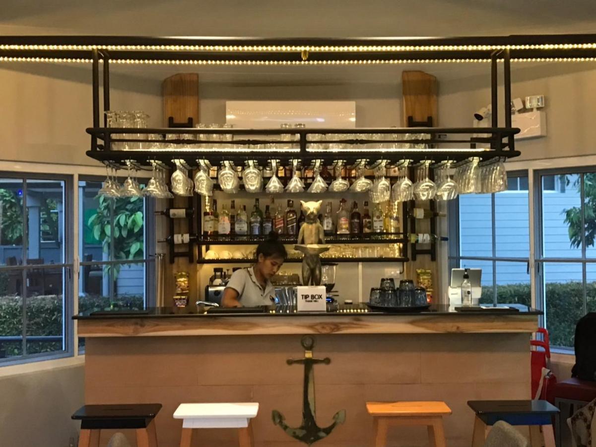 Crown View Beach Resort Koh Chang Exterior foto